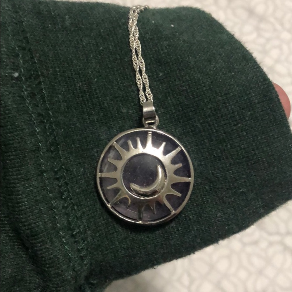 Purple pendant necklace